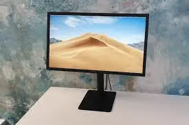 LG 24" Ultrafine 4K UHD IPS Monitor. The ideal size of 4K monitor for offices