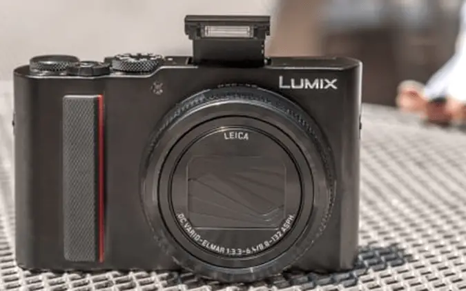 Panasonic Lumix DC-ZS200 Best Point-and-Shoot Cameras for Travel
